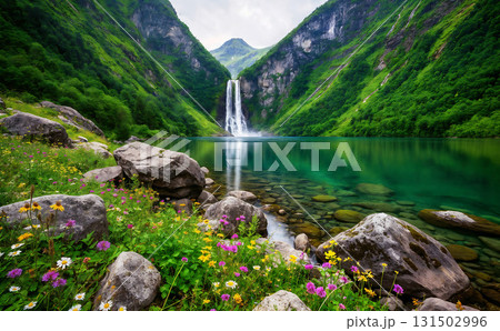 Beautiful waterfall landscapes that are a true paradise 131502996