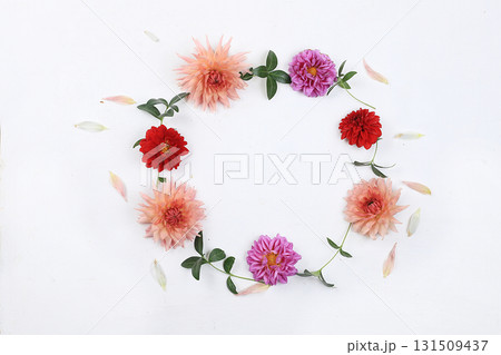 Autumn flower composition, abstract background flat lay, minimal concept of holiday, thanksgiving day. Mother's day card, happy birthday, wedding, place for text,selective focus Autumn flower composition, abstract background flat lay, minimal concept of holiday, thanksgiving day. Mother's day card, happy birthday, wedding, place for text,selective focus 131509437