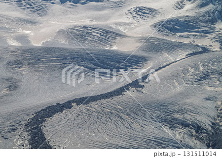Glacier Crevasses and Moraine Glacier Crevasses and Moraine 131511014