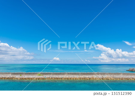 綺麗な海と青空の多良間島 131512390