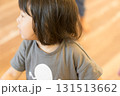 おもちゃで遊ぶ女の子の幼児 131513662
