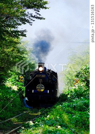 夢と希望を乗せて今日も走るSLばんえつ物語号 131516163