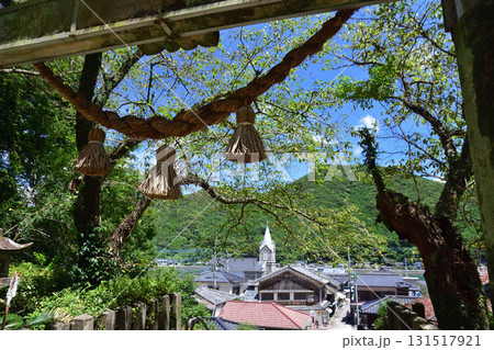 天草の崎津諏訪神社から見えた崎津教会 天草の崎津諏訪神社から見えた崎津教会 131517921