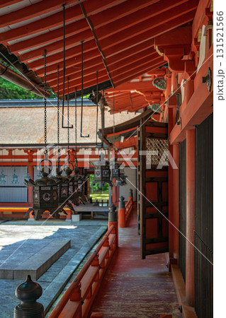 奈良 談山神社 拝殿の吊燈籠 131521566