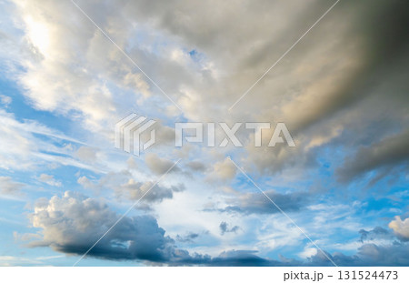 夏の空　夕暮れの時の空と雲10 131524473
