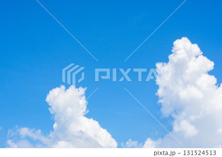 夏の青空と日差しに輝く夏の雲45 夏の青空と日差しに輝く夏の雲45 131524513
