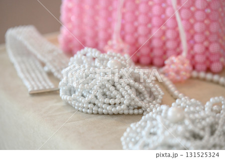 Women's accessory: handmade handbag made of pink mother-of-pearl beads Women's accessory: handmade handbag made of pink mother-of-pearl beads 131525324