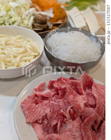 すき焼きの具材 すき焼きの具材 131527087
