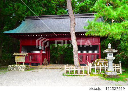 出羽三山神社　随神門 131527669