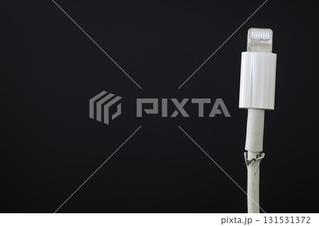 断線したケーブル 131531372