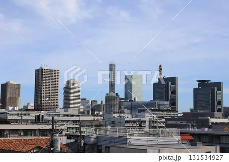 南与野駅から見たさいたま新都心の高層ビル群 131534927