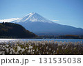 河口湖から望む富士山 131535038