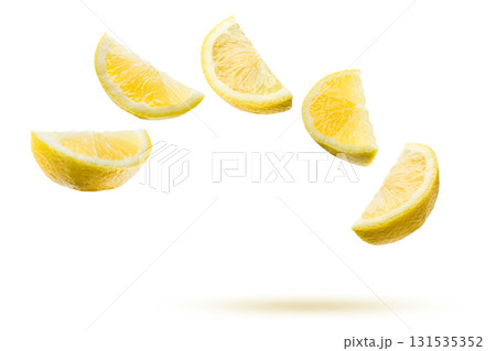 Fresh lemon fruit 131535352