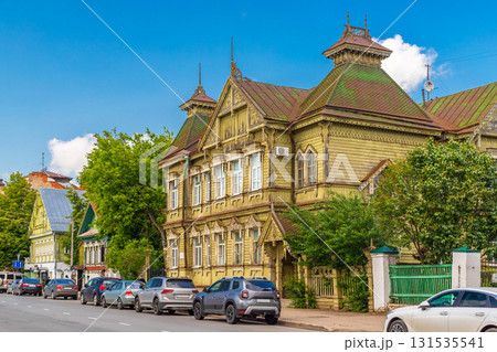 A wooden house in the traditional Russian style, Kostroma, The Golden Ring of Russia A wooden house in the traditional Russian style, Kostroma, The Golden Ring of Russia 131535541
