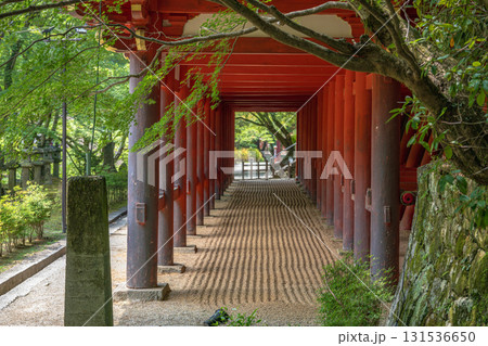 奈良 談山神社 拝殿 舞台下の美しい柱 131536650