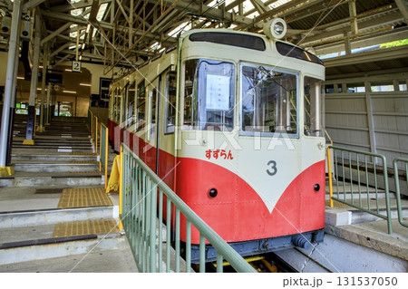 生駒ケーブル、宝山寺駅に留置中のコ3形客車すずらん 生駒ケーブル、宝山寺駅に留置中のコ3形客車すずらん 131537050