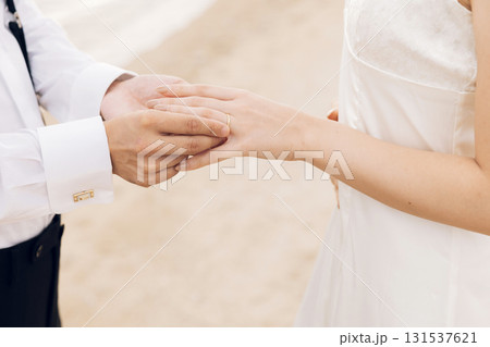 海辺のウェディングフォト 131537621