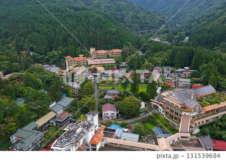 群馬県 四万温泉の温泉街と旅館群の空撮写真 群馬県 四万温泉の温泉街と旅館群の空撮写真 131539684