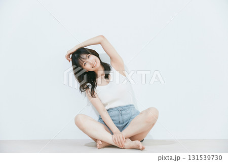 ビューティーイメージ 若い女性のポートレート ビューティーイメージ 若い女性のポートレート 131539730