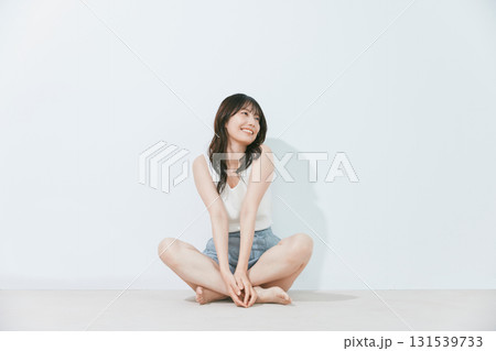 ビューティーイメージ 若い女性のポートレート 131539733