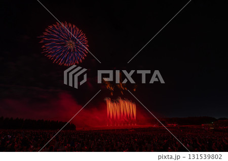 北海道芸術花火大会, モエレ沼, 札幌, 花火, 夏, 花火大会, 打ち上げ花火, イベント, 夜空 北海道芸術花火大会, モエレ沼, 札幌, 花火, 夏, 花火大会, 打ち上げ花火, イベント, 夜空 131539802