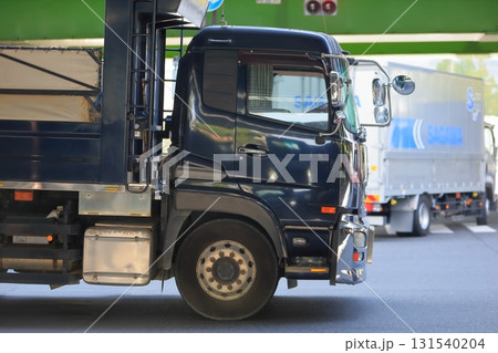 ダンプトラック　イメージ 131540204