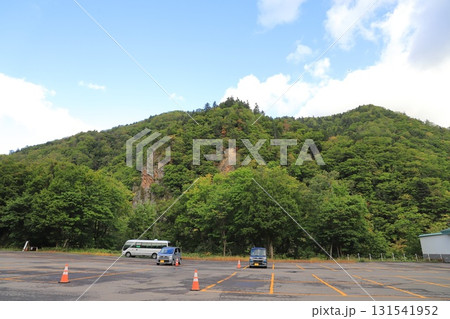 定山渓温泉から見える「赤岩の潤」　 131541952