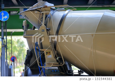 アジテータトラック（コンクリートミキサー車） イメージ 131544381