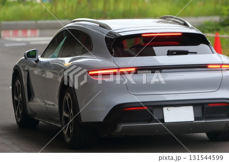 車のテールランプ　イメージ 131544599