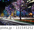御堂筋のイルミネーションと光跡1 131545252