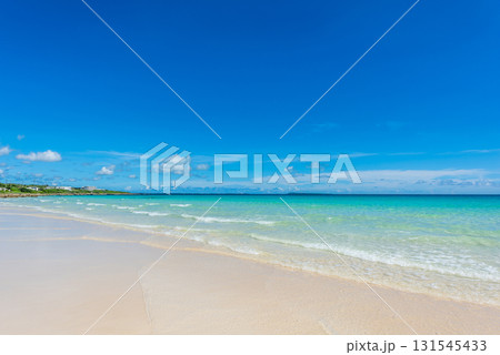 宮古島伊良部島にある綺麗なビーチの渡口の浜 131545433