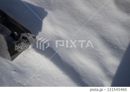 白い細かい雪 白い細かい雪 131545460