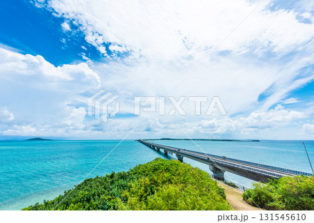 宮古島と池間島をつなぐ池間大橋 131545610