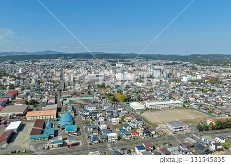 北見市の住宅街と街並みの空撮写真（北海道） 131545835