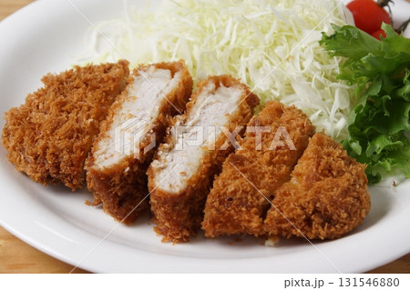 とんかつ三元豚 131546880