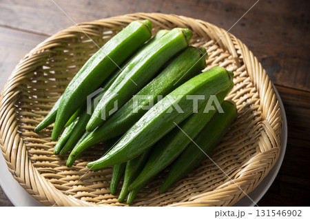 茹でたてのオクラ 131546902