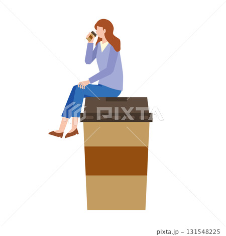 紙コップの飲み物を飲む女性 131548225