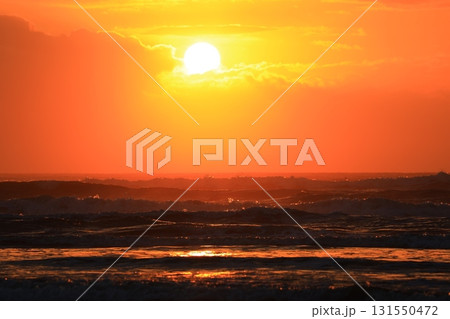 房総の海の日の出の風景 131550472