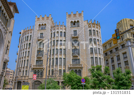 バルセロナ、歴史ある建物、快晴、真夏、八月、スペイン 131551831
