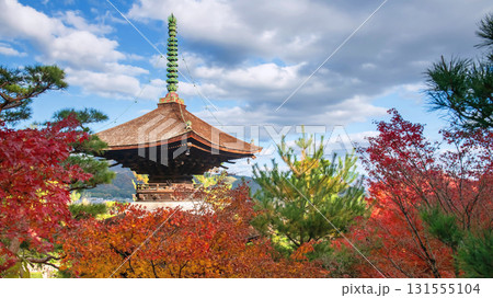 Pagoda with colorful fall leaf at Jojakkoji Temple, Arashiyama 131555104