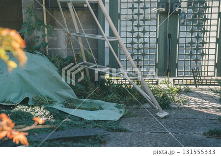 Japanese Gardener 131555333