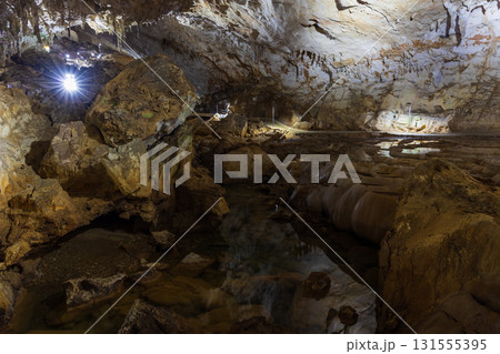 日本三大鍾乳洞 山口県美祢市 秋芳洞 日本三大鍾乳洞 山口県美祢市 秋芳洞 131555395