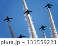 青空を飛行するブルーインパルス 131559221