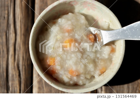 カミカミ期の子の為の5倍粥 9ヶ月赤ちゃんの離乳食 カミカミ期の子の為の5倍粥 9ヶ月赤ちゃんの離乳食 131564469