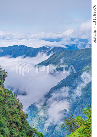 山脈 山岳 ヒルズ 131565976