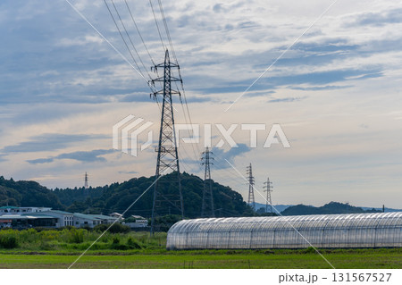 鉄塔のある風景 131567527
