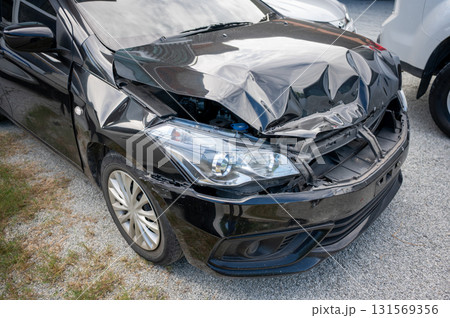 Frontal car crash with deformed hood and broken grille - digital inspection system for automotive damage analytics and insurance process 131569356