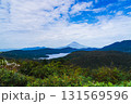 箱根から見える富士山と蘆ノ湖 131569596