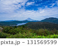 箱根から見える富士山と蘆ノ湖 131569599