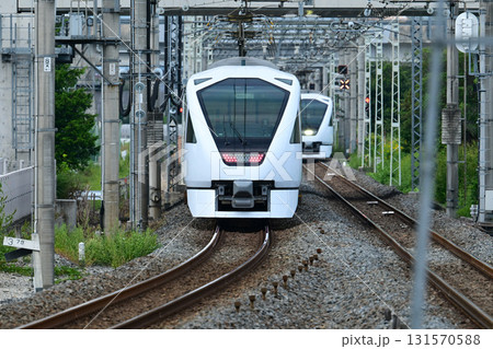 東武鉄道スペーシアXのすれ違い 東武鉄道スペーシアXのすれ違い 131570588